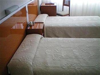 Hostal Liste Station A Coruna Bagian luar foto