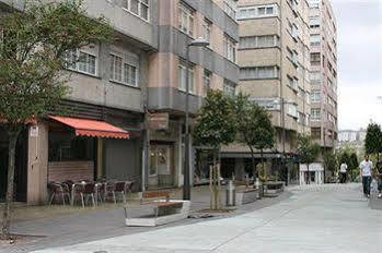 Hostal Liste Station A Coruna Bagian luar foto